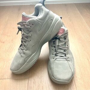 Brandblack Gray Basketball Athletic Shoes